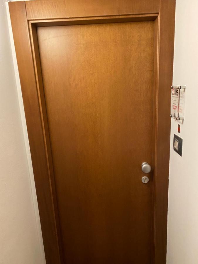 Apartment Vittorio Veneto Porta Susa Short Rent *